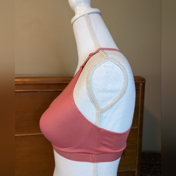 Victoria Sport STRAPPY Racerback Sports Bra 34C - Picture 3 of 12